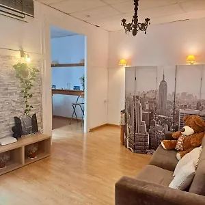  Guest house Grupos Hasta 8 En Plena Rambla De Cataluna Spain